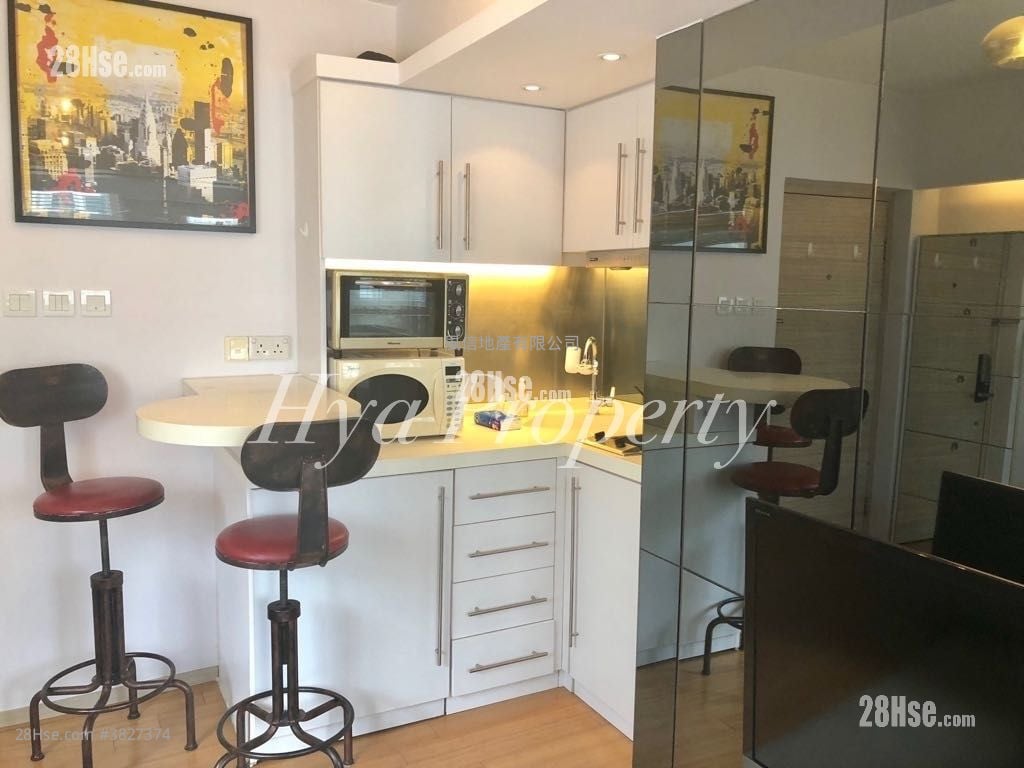 環球大廈 租盤 1 房 285 平方呎