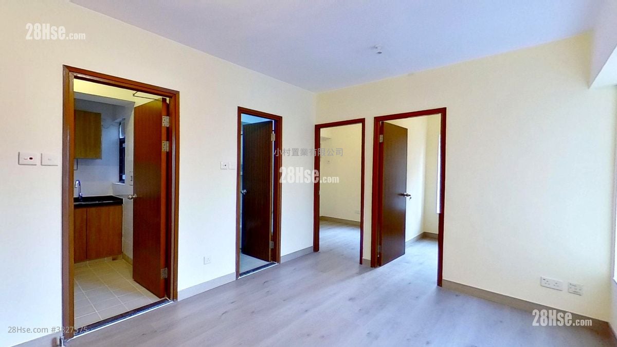 廳: 世銀花苑 租盤 2 房 , 1 浴室 362 平方呎