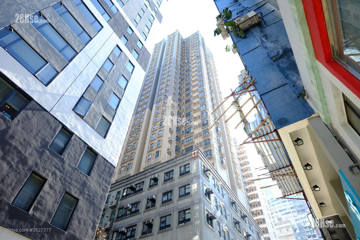 大廈外觀: 世銀花苑 租盤 3 房 , 2 浴室 574 平方呎