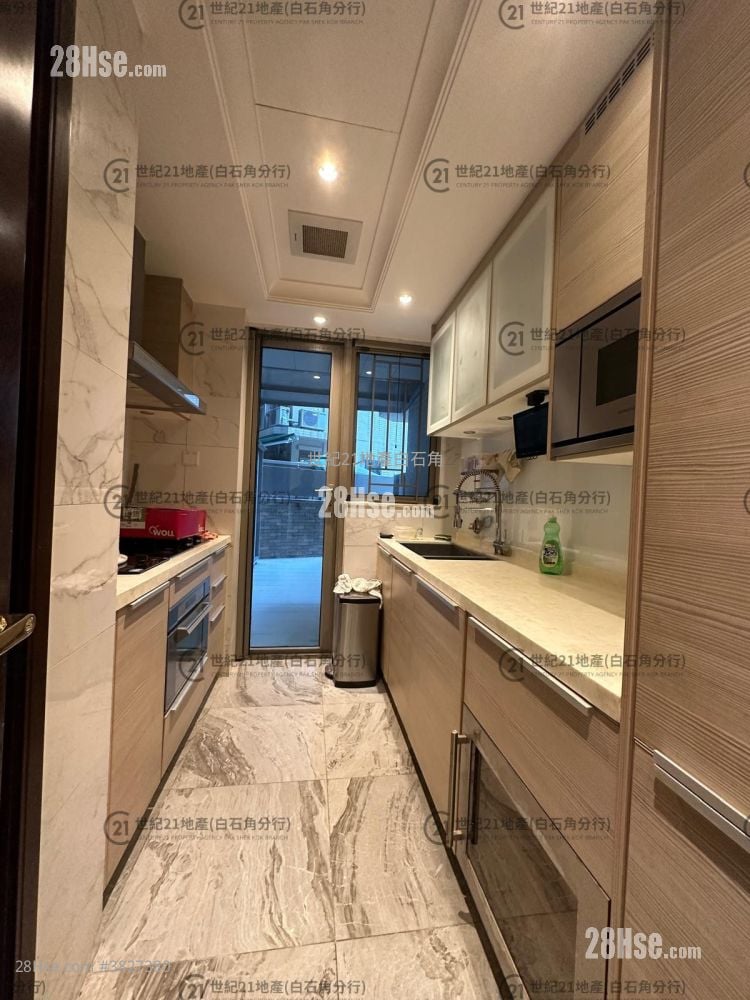 Mayfair By The Sea Sell 3 Bedrooms , 2 Bathrooms 856 ft²