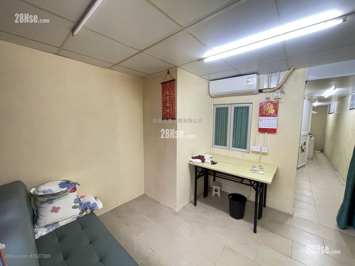 村屋 租盤 2 房 , 1 浴室 350 平方呎