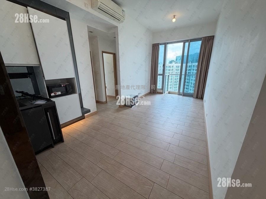 Century Link Sell 3 Bedrooms , 1 Bathroom 572 ft²