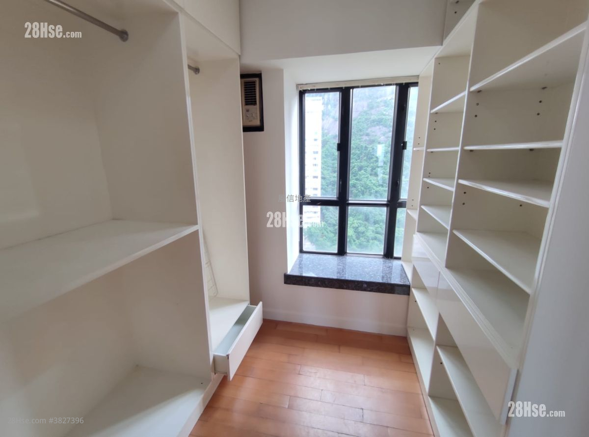 Vantage Park Rental 3 Bedrooms , 2 Bathrooms 692 ft²