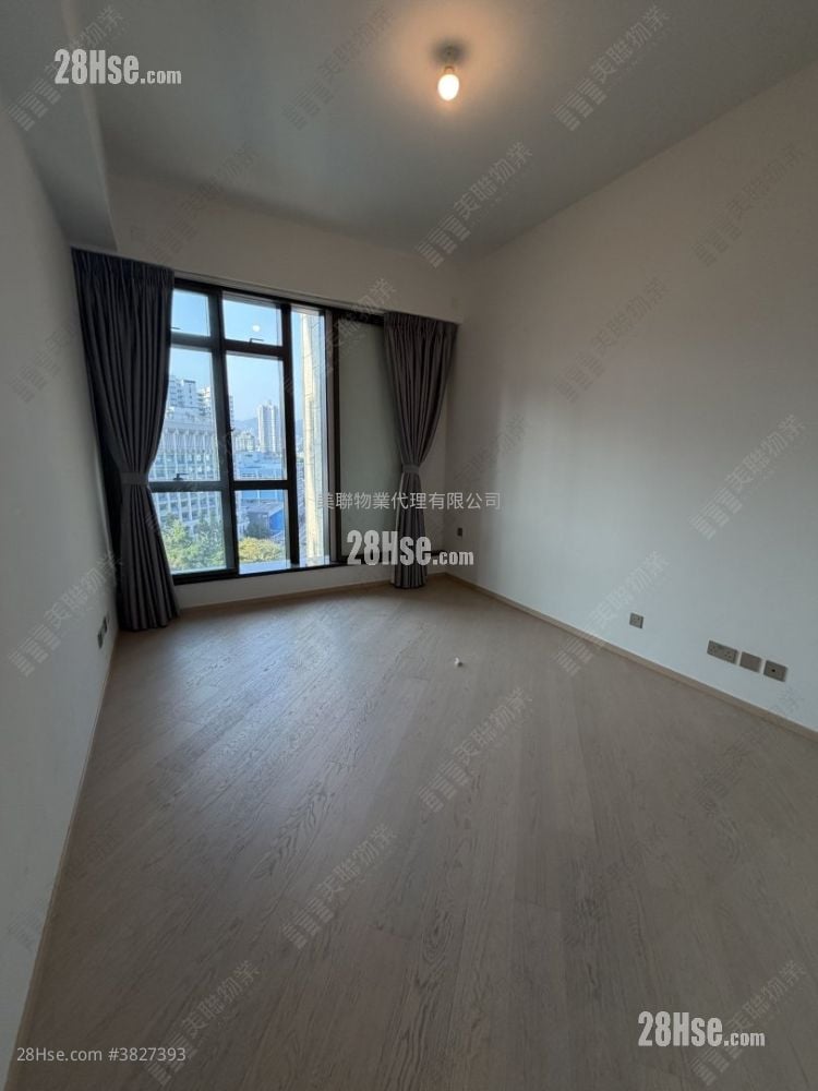 Grand Homm Rental 3 Bedrooms , 3 Bathrooms 1,388 ft²