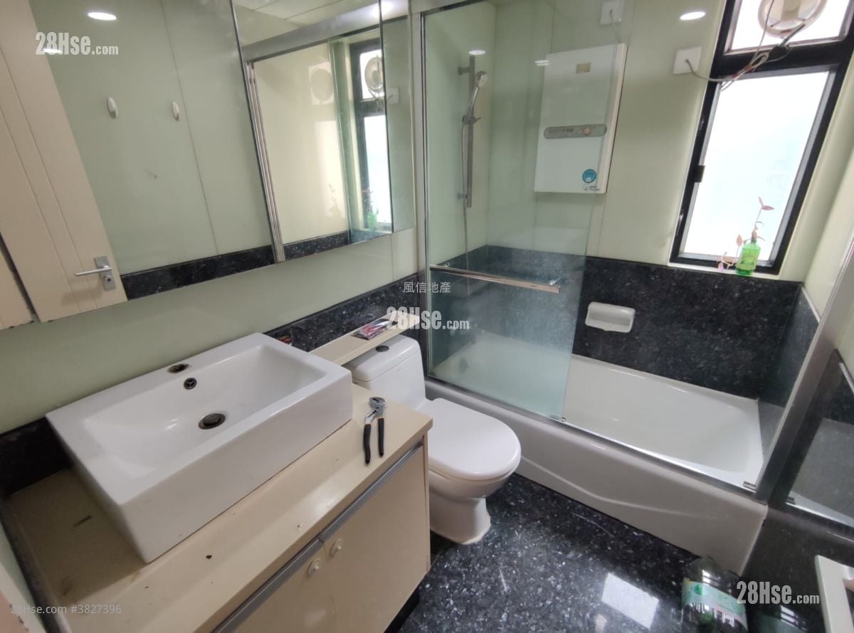 Vantage Park Rental 3 Bedrooms , 2 Bathrooms 692 ft²