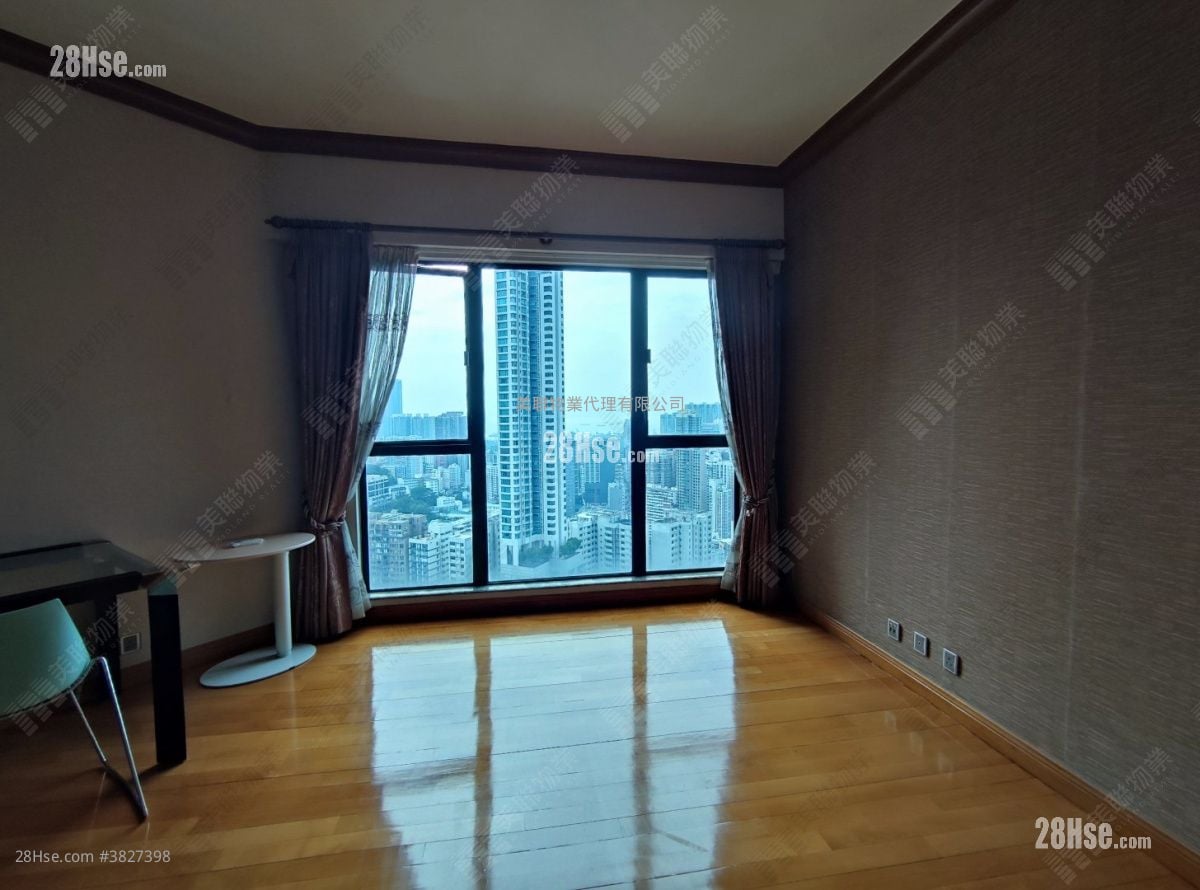 Ellery Terrace Sell 3 Bedrooms , 2 Bathrooms 913 ft²