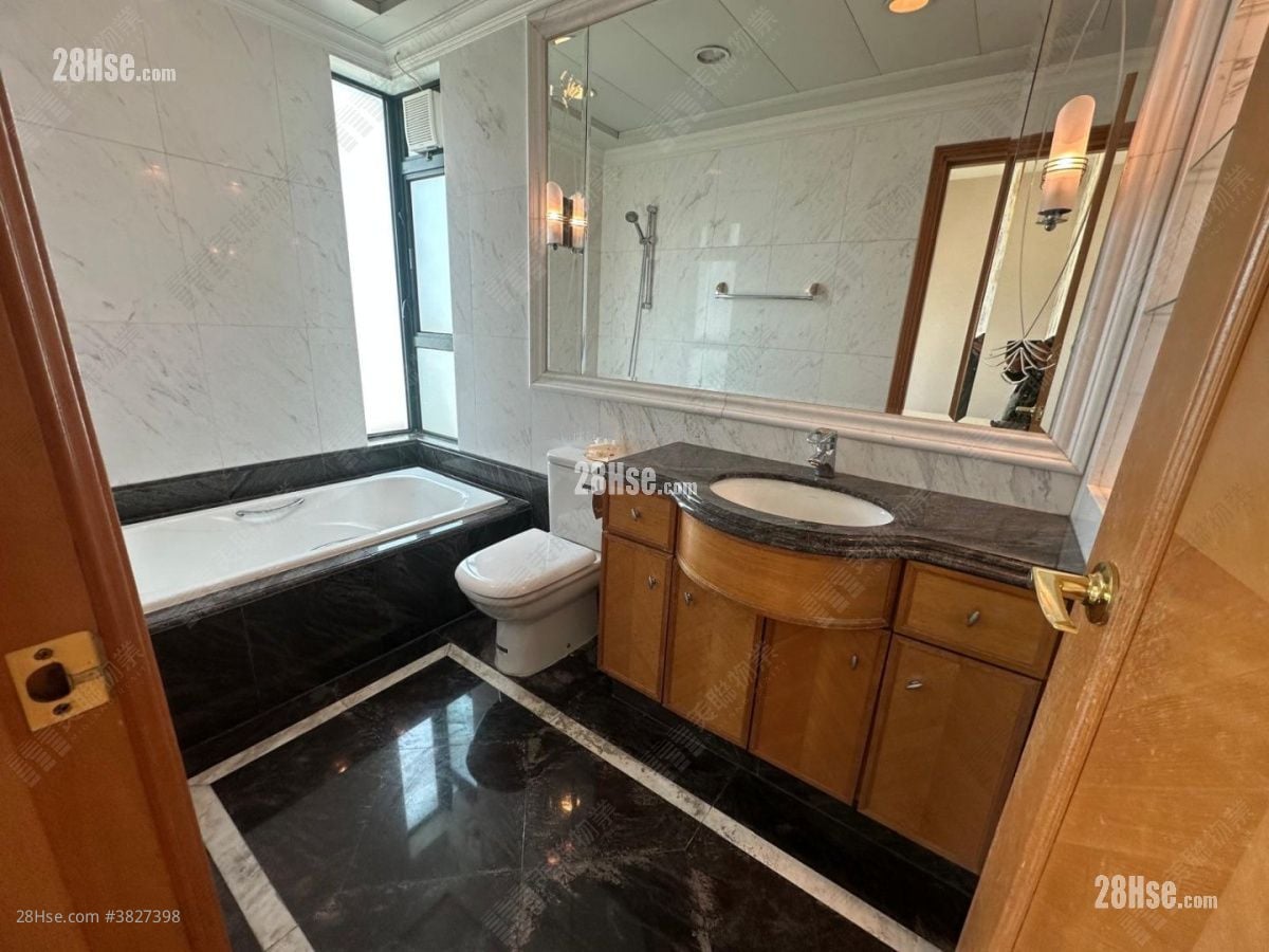 Ellery Terrace Sell 3 Bedrooms , 2 Bathrooms 913 ft²