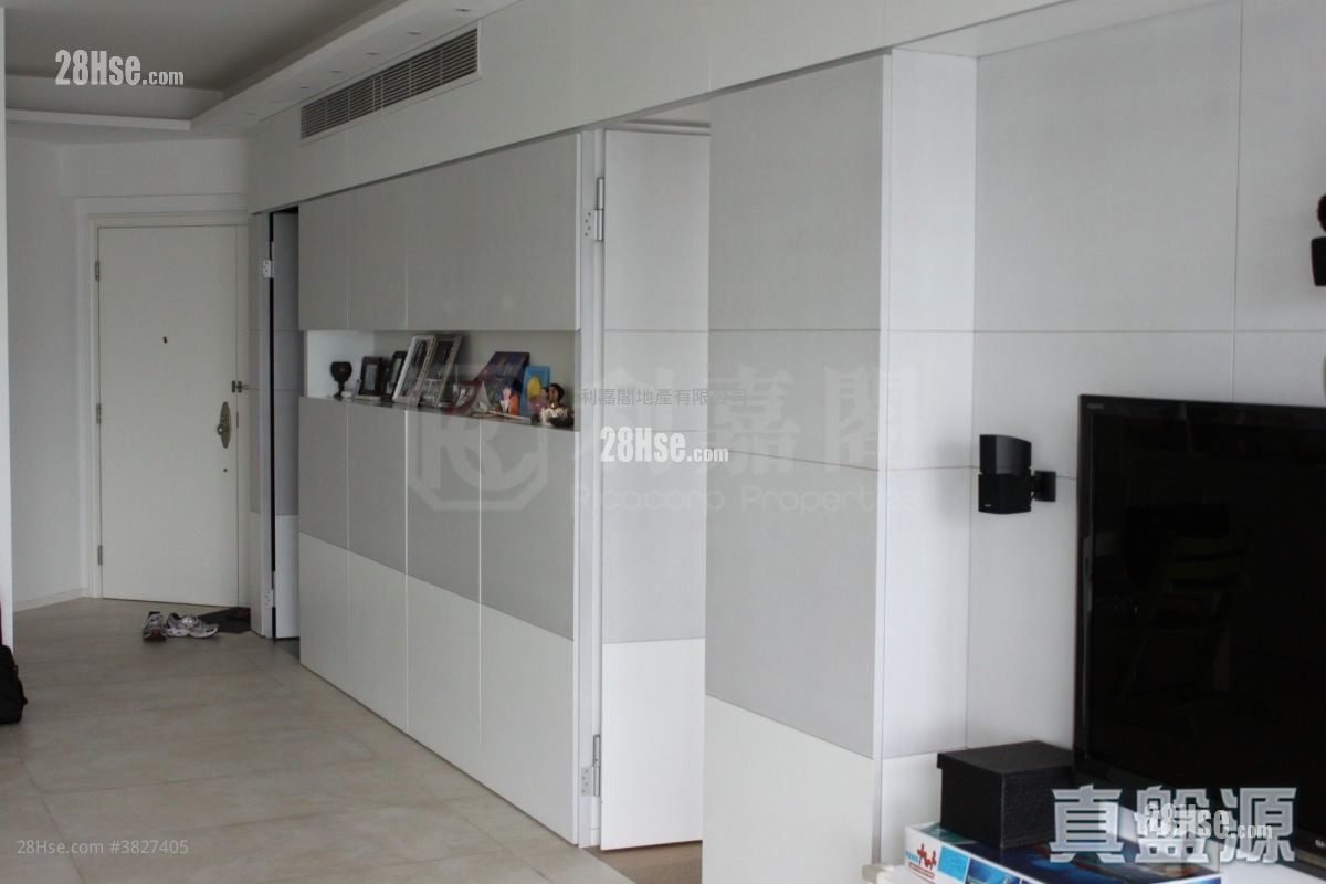 Sorrento Sell 3 Bedrooms , 2 Bathrooms 1,345 ft²