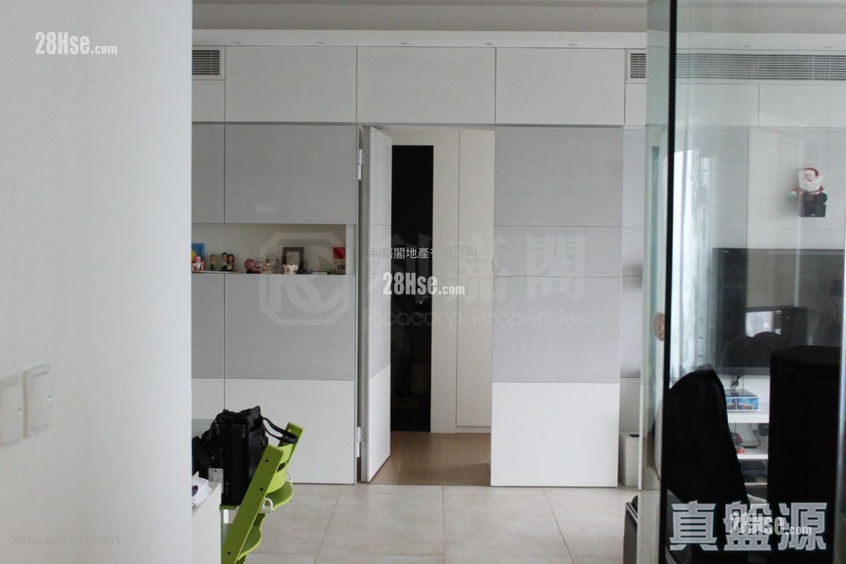 Sorrento Sell 3 Bedrooms , 2 Bathrooms 1,345 ft²