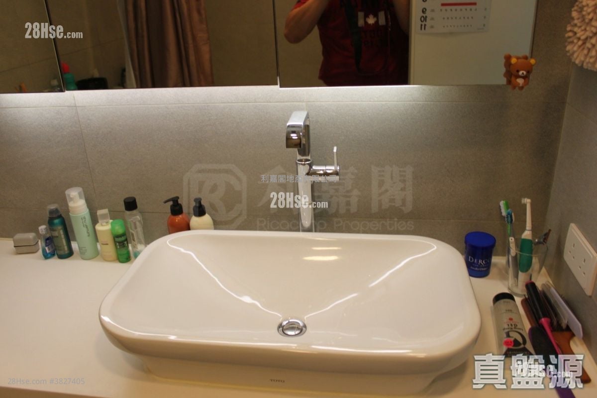 Sorrento Sell 3 Bedrooms , 2 Bathrooms 1,345 ft²