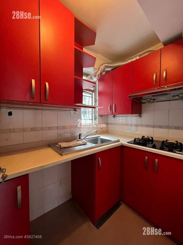 22居 租盘 3 房 , 2 浴室 603 平方尺