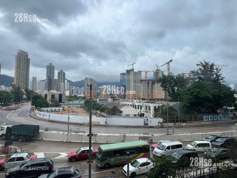 22居 租盘 3 房 , 2 浴室 603 平方尺