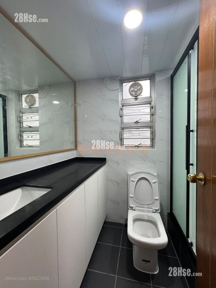 22居 租盘 3 房 , 2 浴室 603 平方尺