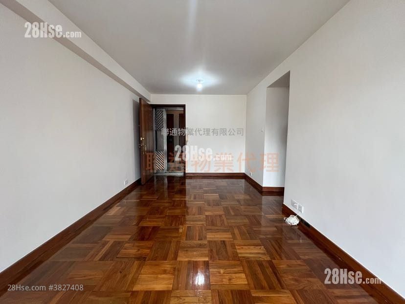 22居 租盘 3 房 , 2 浴室 603 平方尺