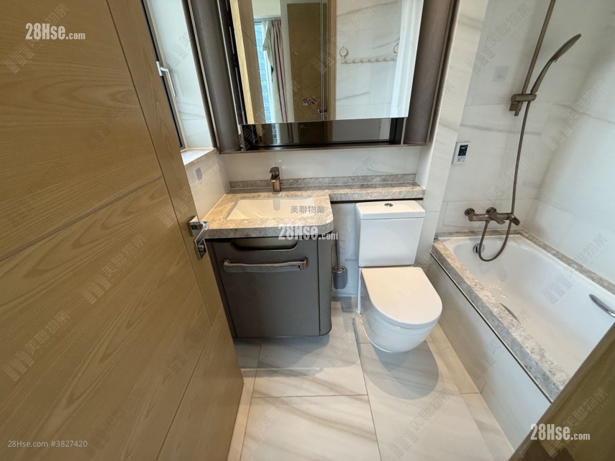 逸珑湾8 售盘 3 房 773 平方尺