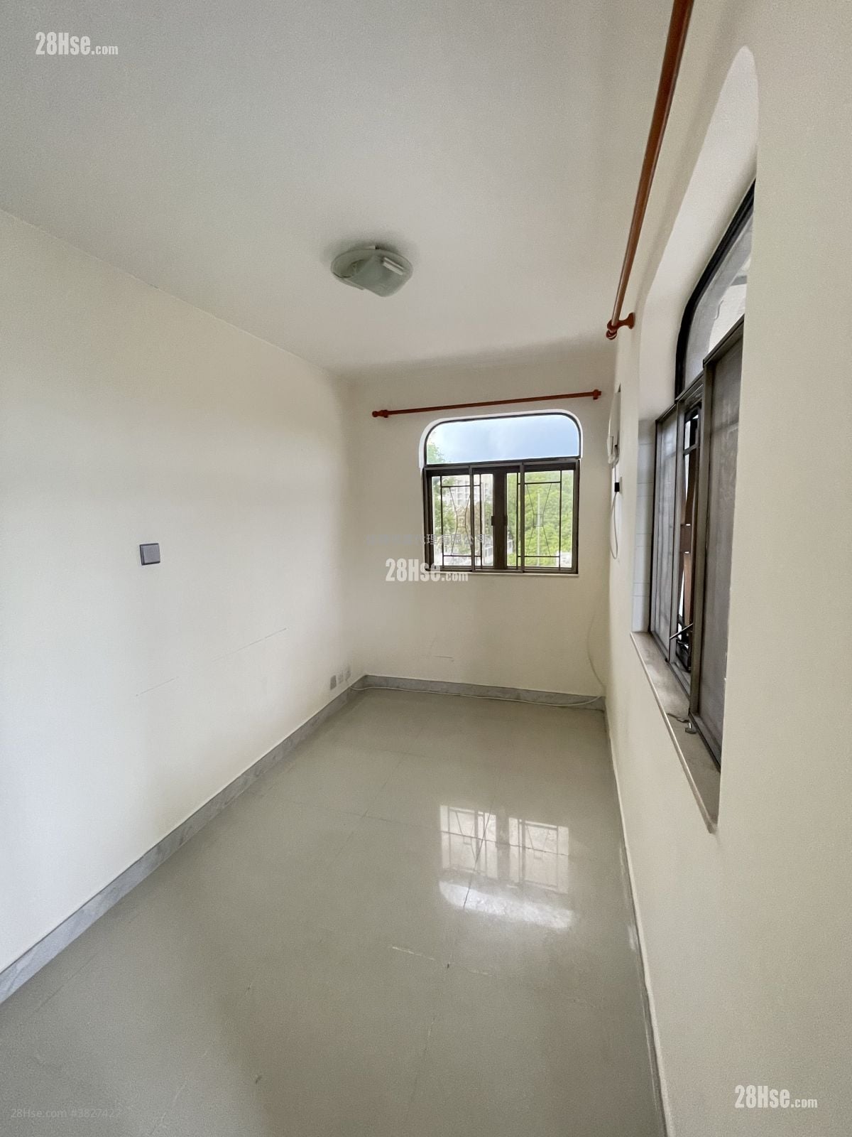 村屋 租盤 1 房 , 1 浴室 350 平方呎