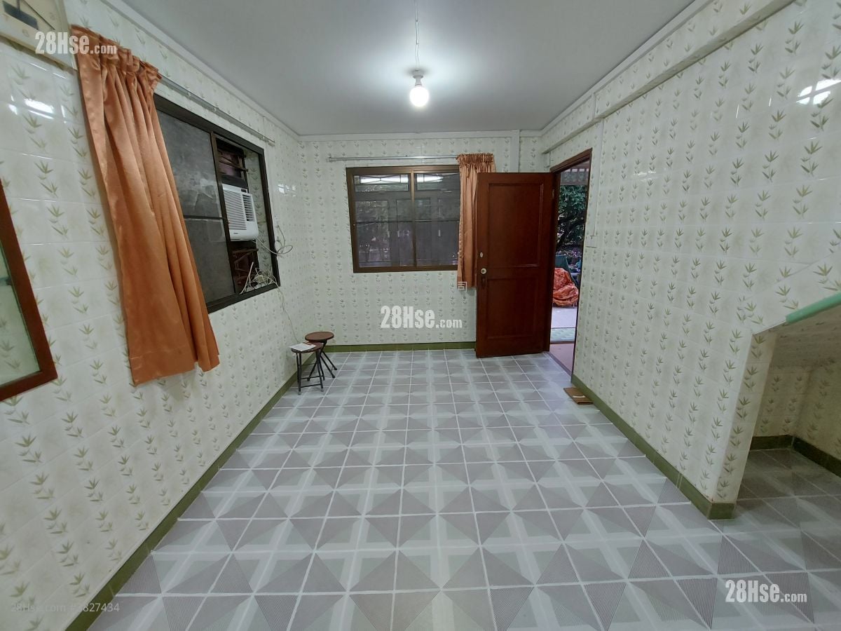 村屋 租盤 2 房 , 1 浴室