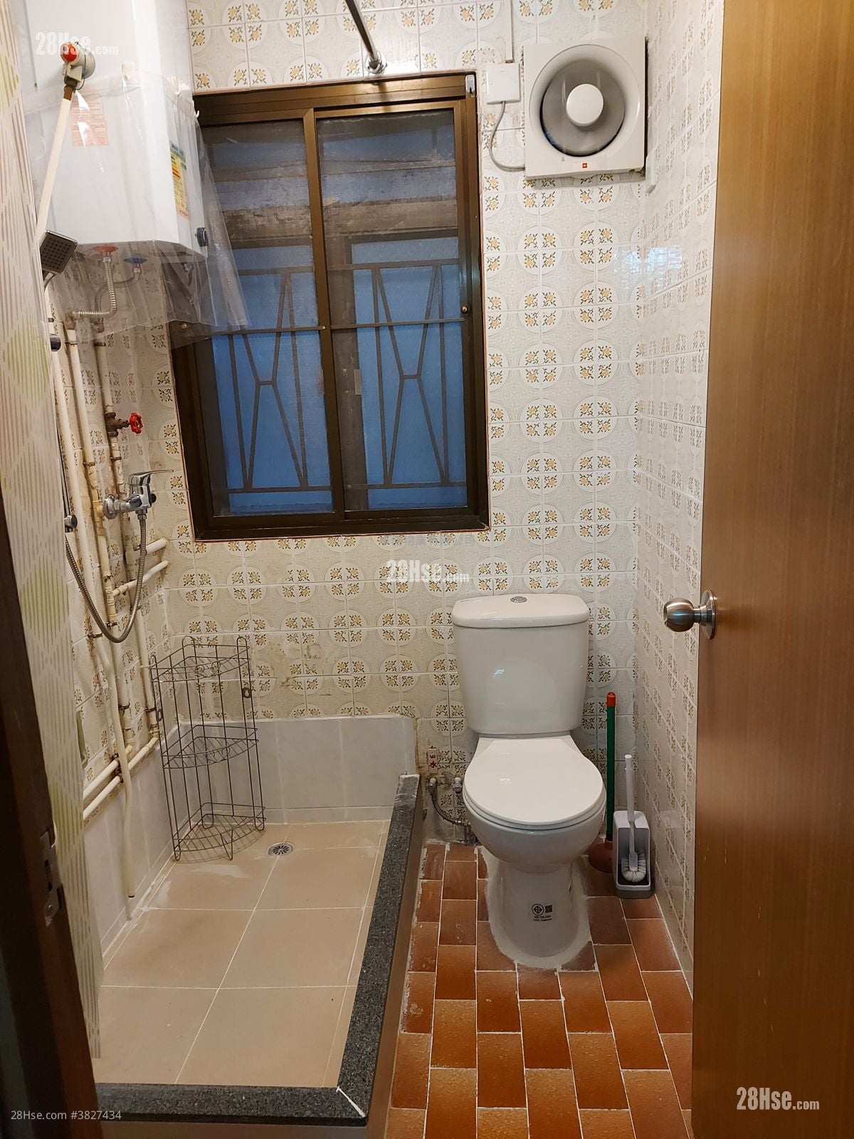 村屋 租盤 2 房 , 1 浴室