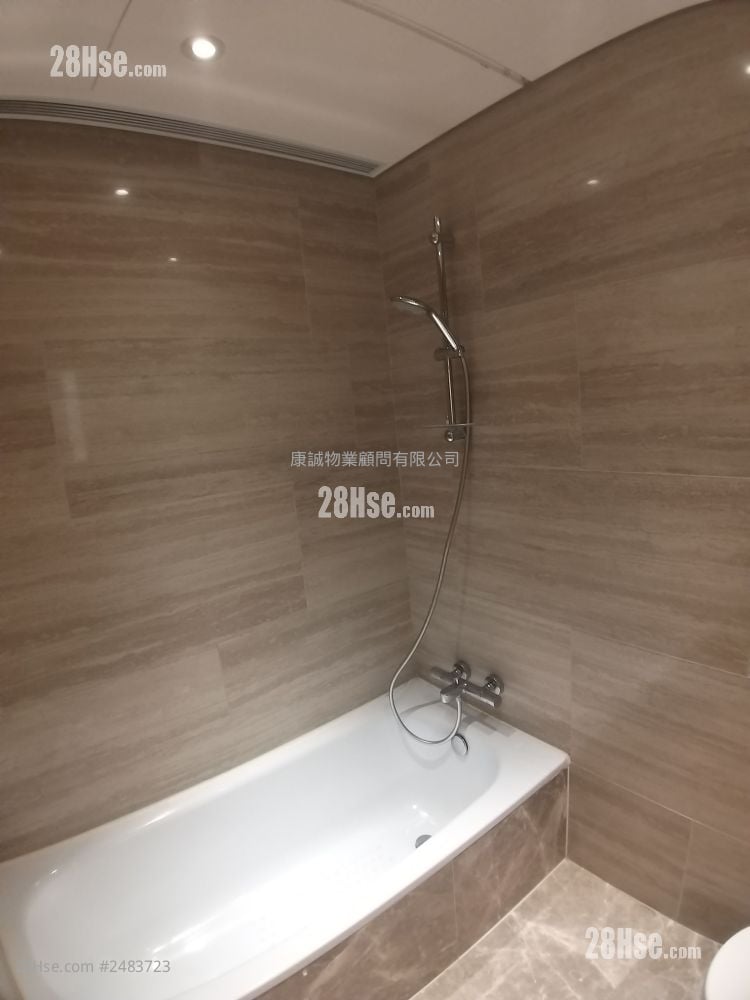 Peninsula East 租盤 2 房 , 1 浴室 522 平方呎