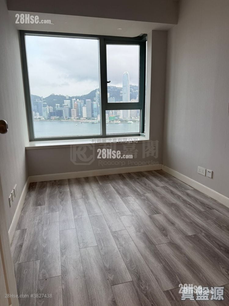 The Harbourside Sell 3 Bedrooms , 2 Bathrooms 1,062 ft²