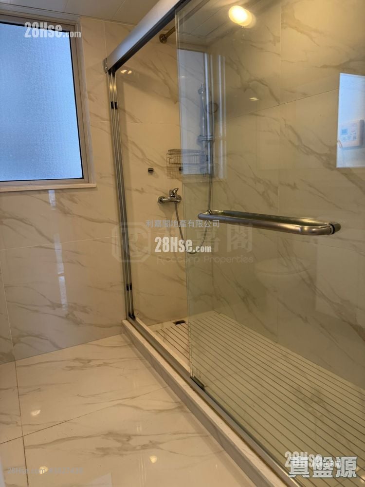 The Harbourside Sell 3 Bedrooms , 2 Bathrooms 1,062 ft²