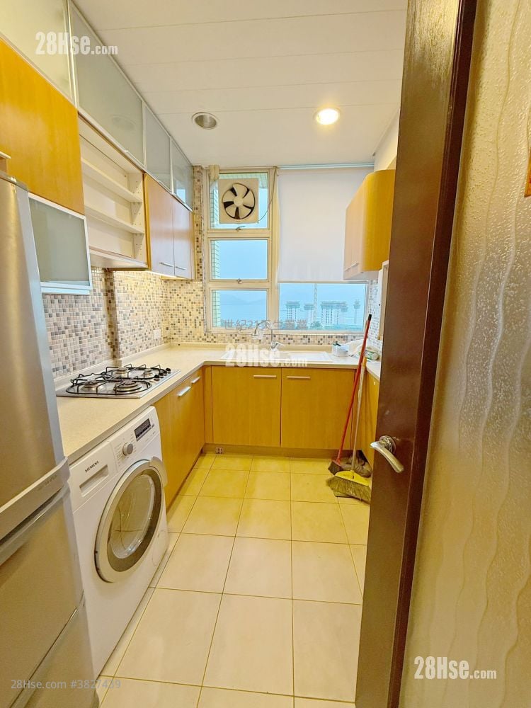 漣山 租盤 4 房 , 2 浴室 969 平方呎