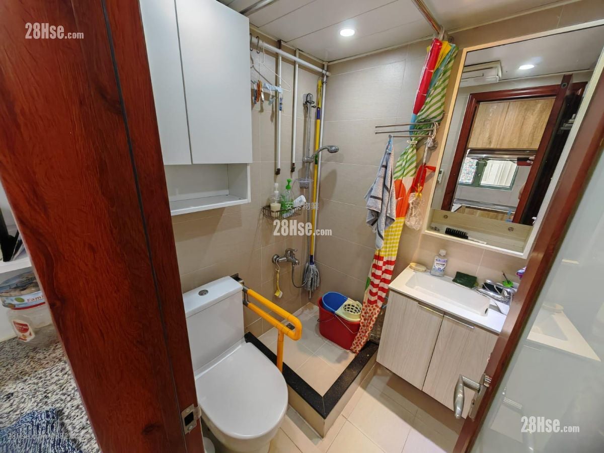 庆年大楼 售盘 3 房 , 1 浴室 447 平方尺