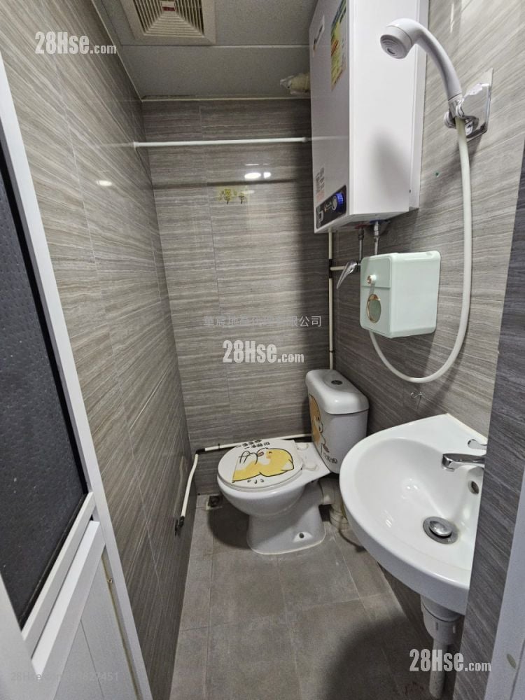 金城大樓 租盤 1 房 , 1 浴室 150 平方呎