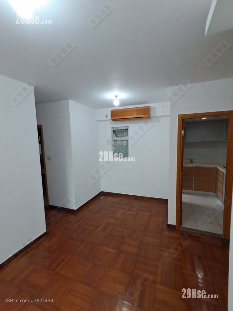 Metro Harbour View Sell 2 Bedrooms , 1 Bathroom 440 ft²