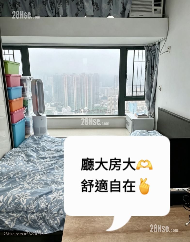 Residence Oasis Sell 3 Bedrooms 667 ft²