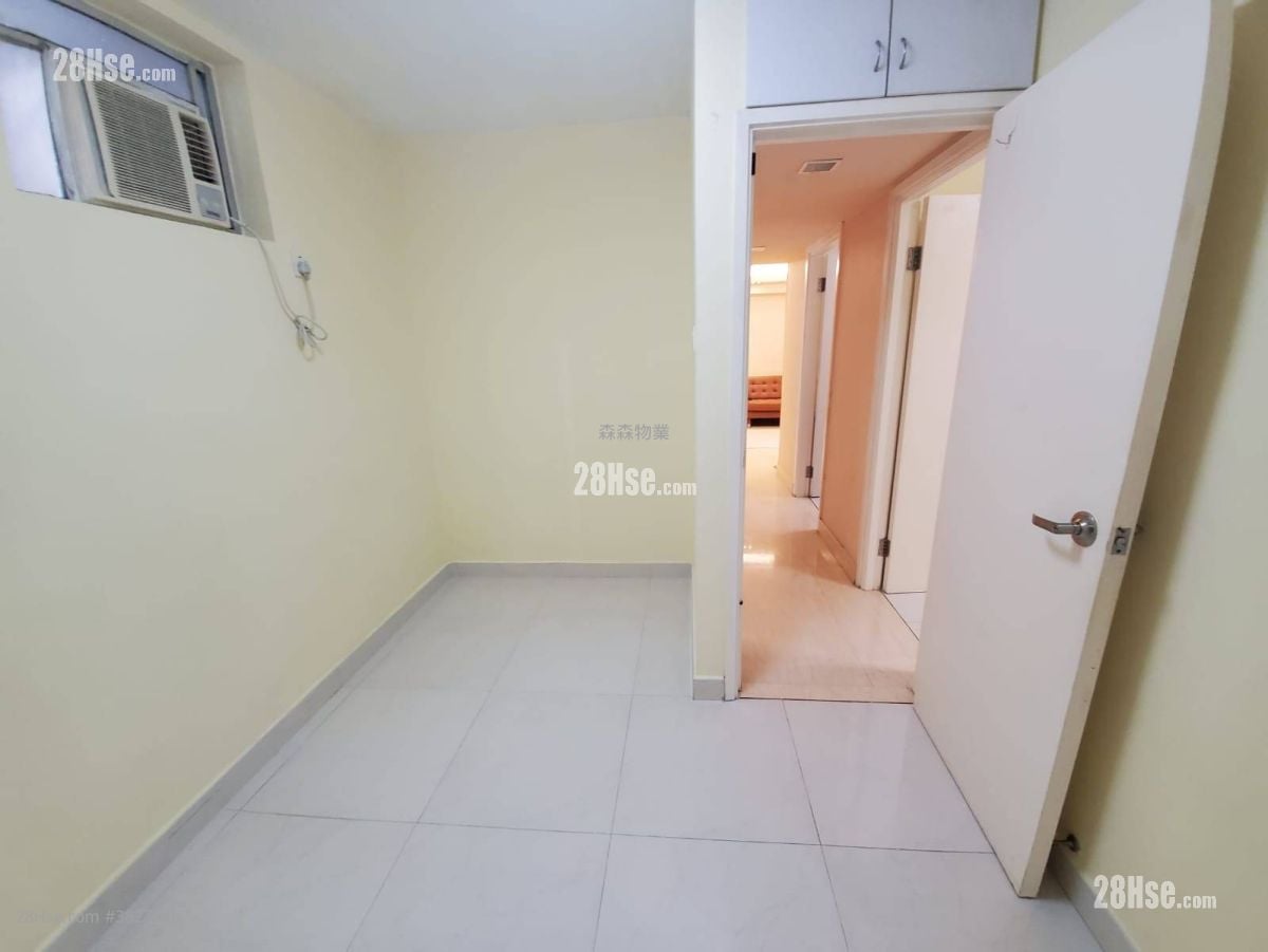 太古城 售盘 3 房 , 1 浴室 580 平方尺