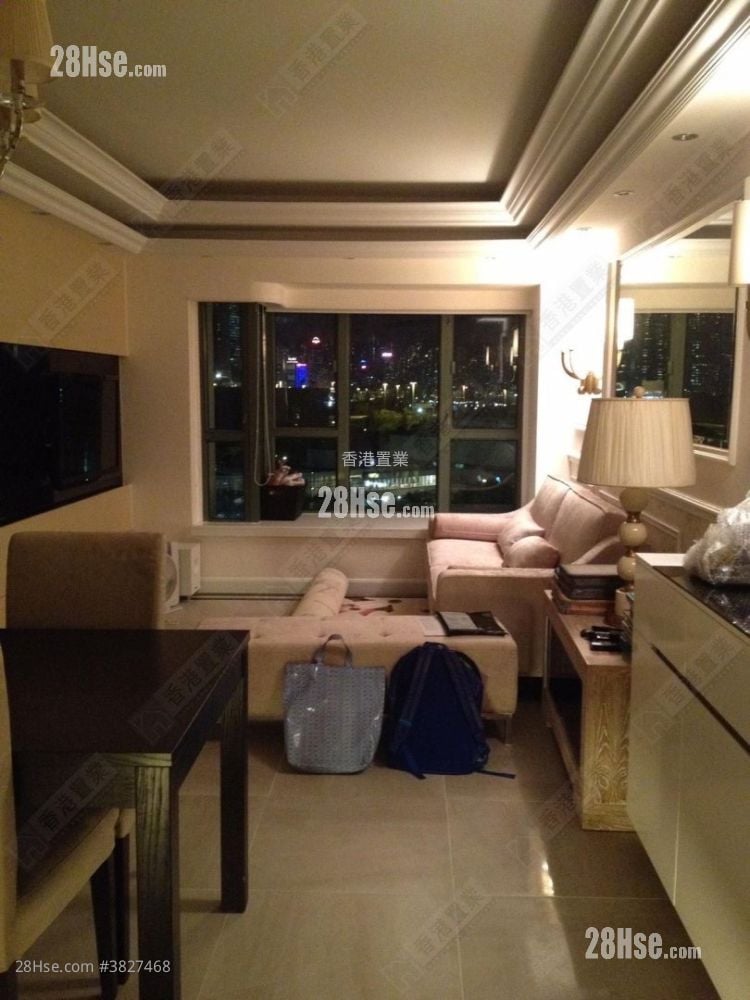 Park Avenue Sell 3 Bedrooms , 2 Bathrooms 695 ft²