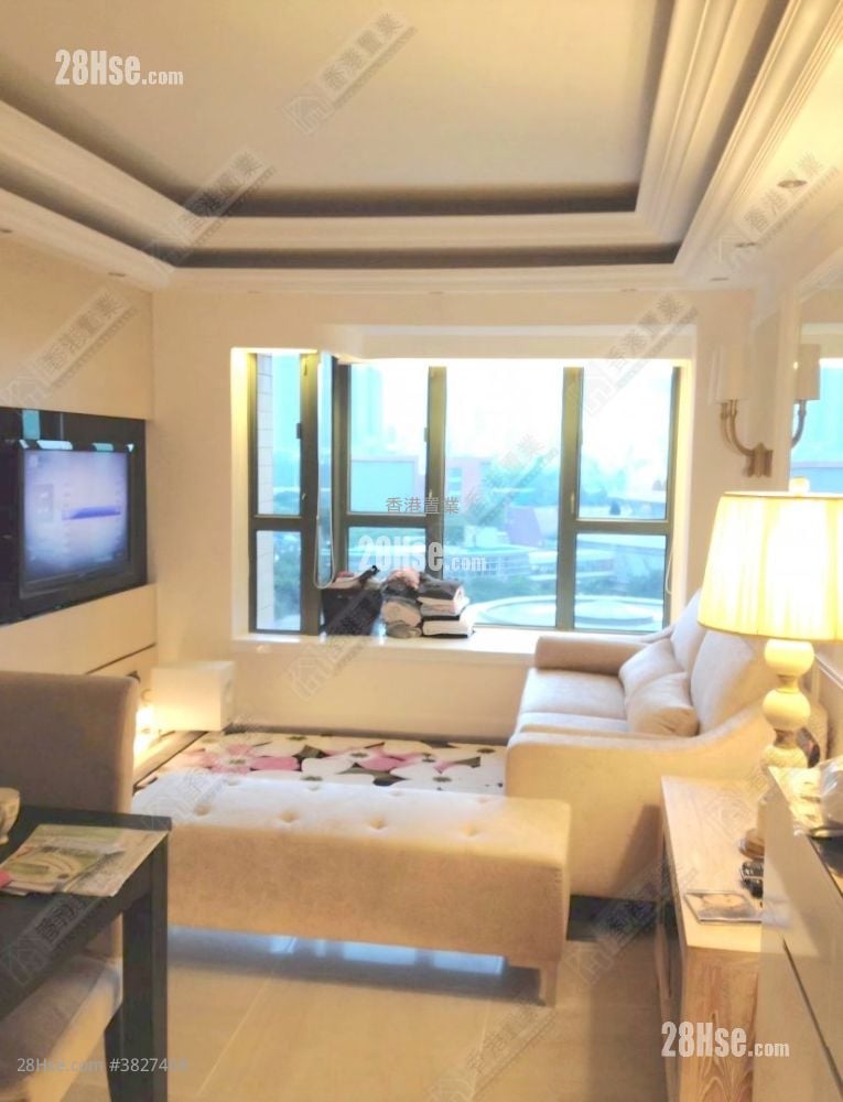 Park Avenue Sell 3 Bedrooms , 2 Bathrooms 695 ft²