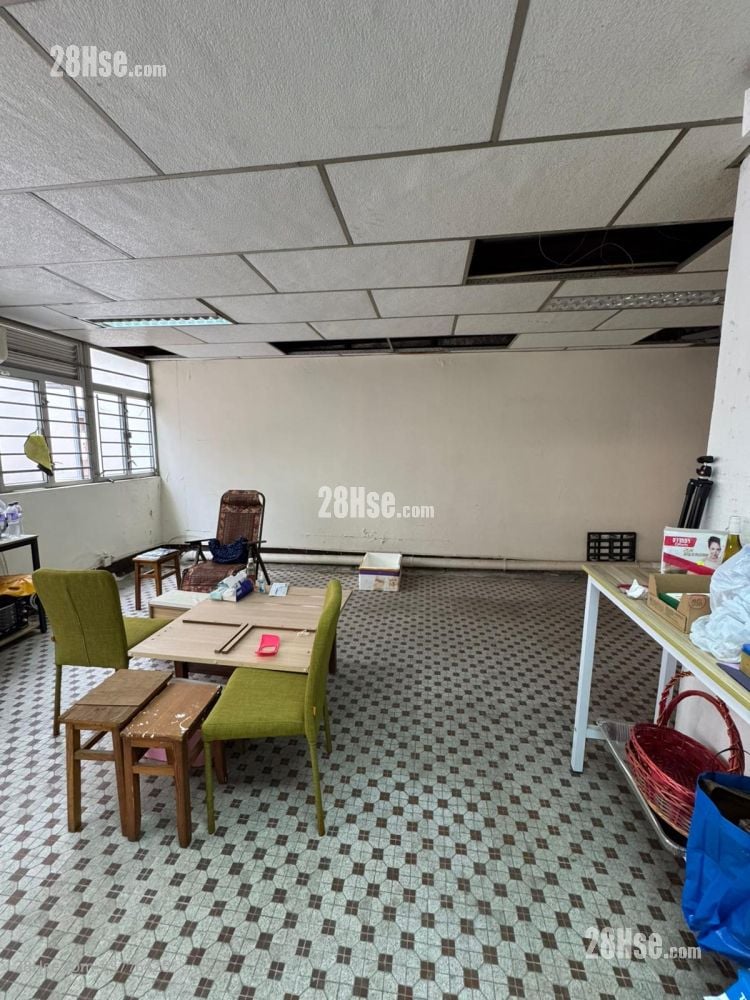 置安阁 租盘 4 房 , 2 厕所 1,300 平方尺