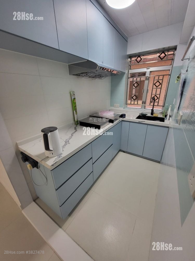 廚房: 村屋 租盤 2 房 , 1 浴室