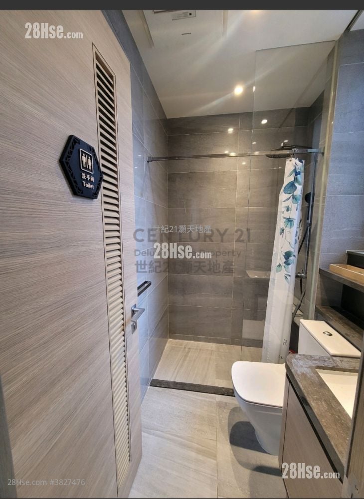 Solaria Rental 2 Bedrooms , 1 Bathroom 453 ft²