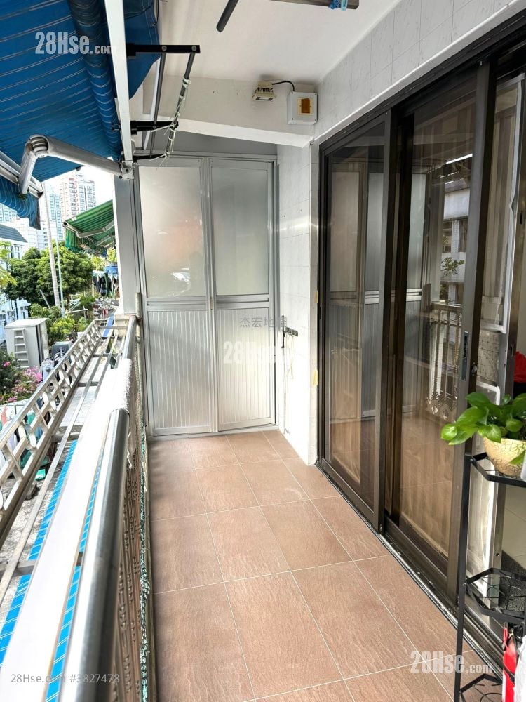 露台: 村屋 租盤 2 房 , 1 浴室