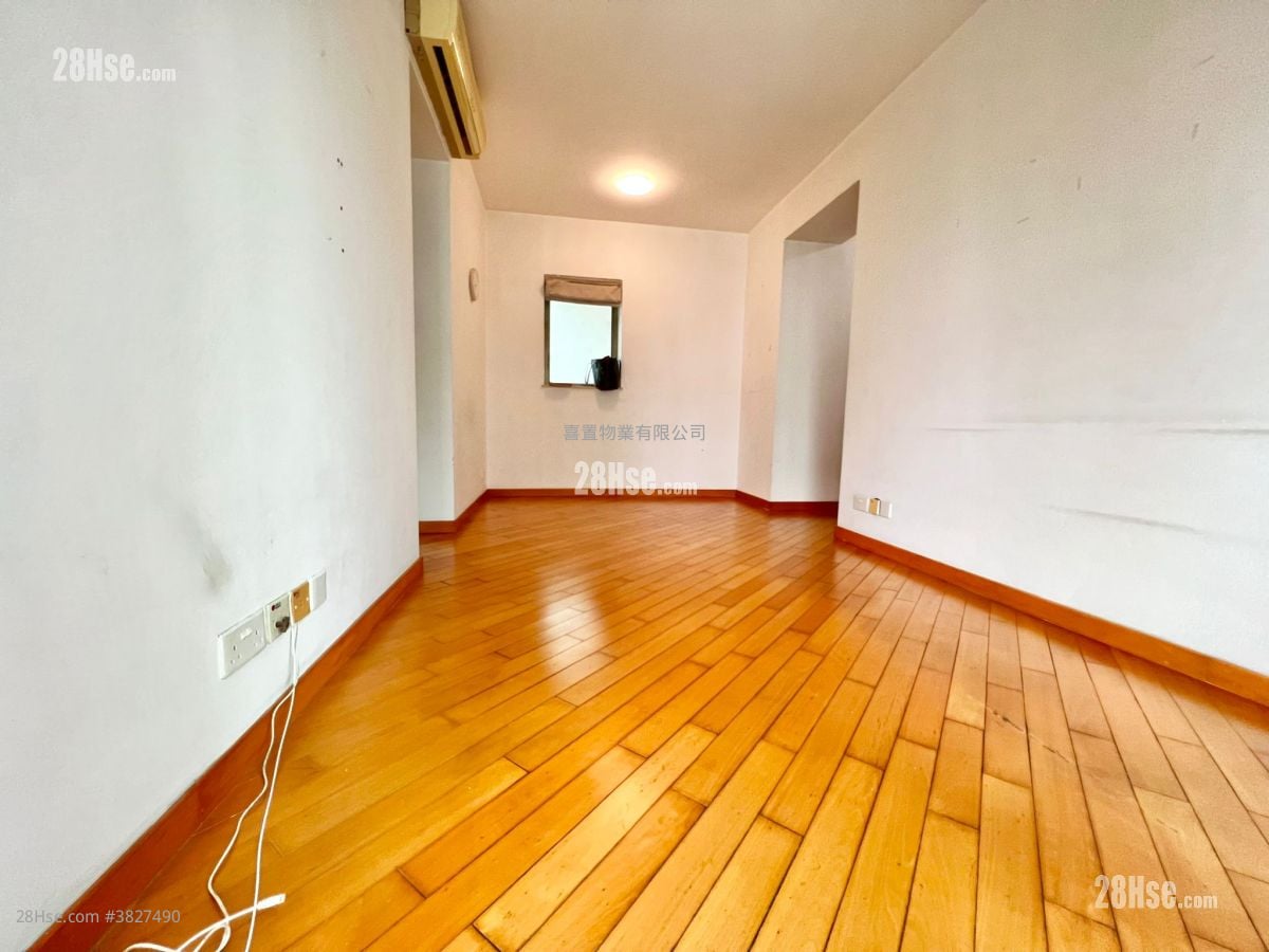 The Zenith Rental 2 Bedrooms , 1 Bathroom 504 ft²