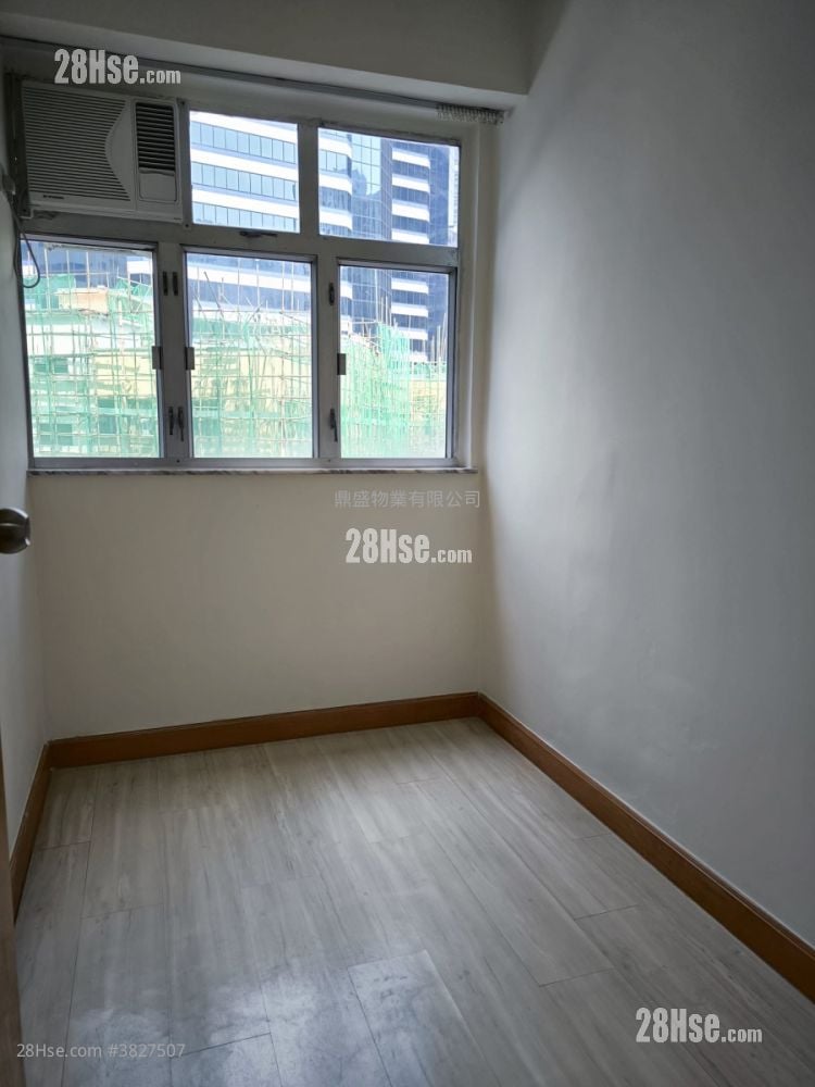 中兴大厦 租盘 2 房 , 1 浴室 346 平方尺