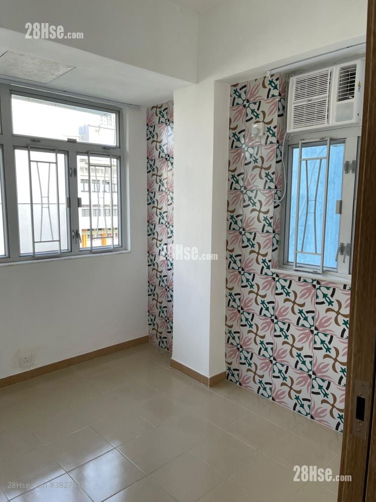 金国大楼 租盘 2 房 , 1 浴室 400 平方尺