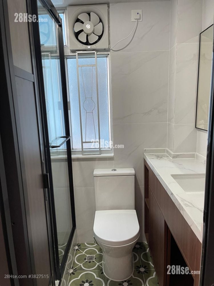 金国大楼 租盘 2 房 , 1 浴室 400 平方尺