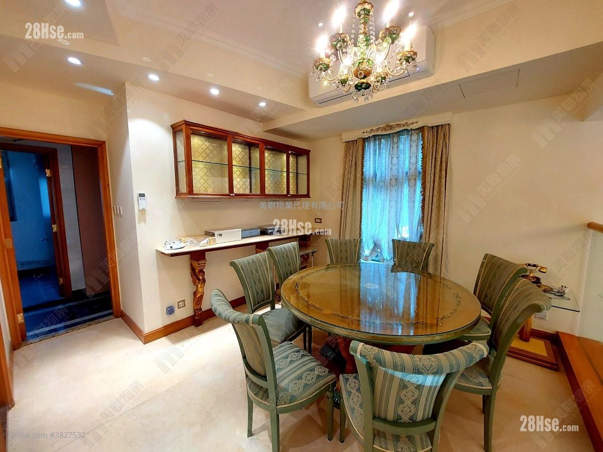 Chateau Royale Sell 3 Bedrooms , 3 Bathrooms 2,160 ft²