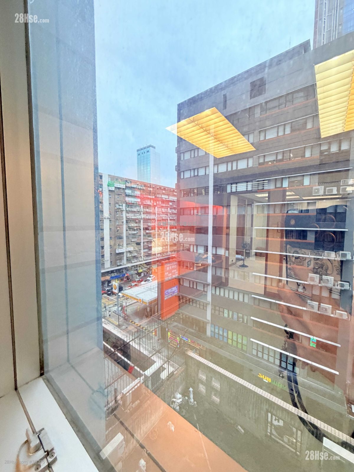 時運中心 租盤 4 房 1,327 平方呎