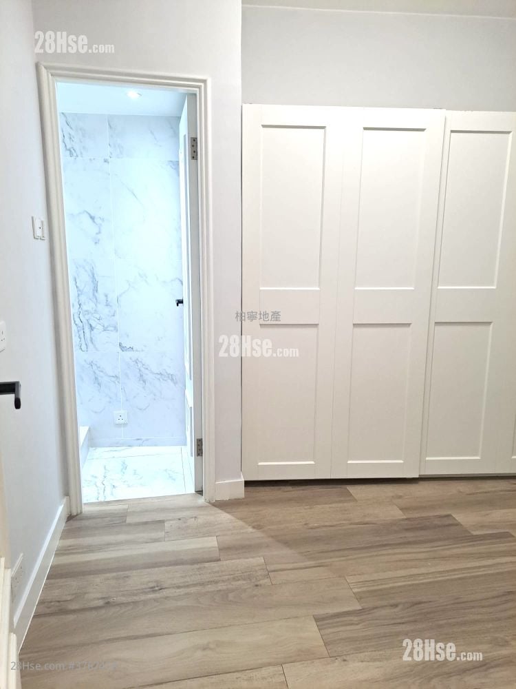 曾氏大廈 租盤 2 房 , 2 浴室 712 平方呎