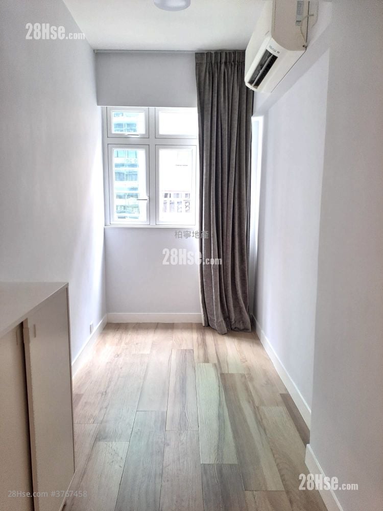 曾氏大廈 租盤 2 房 , 2 浴室 712 平方呎