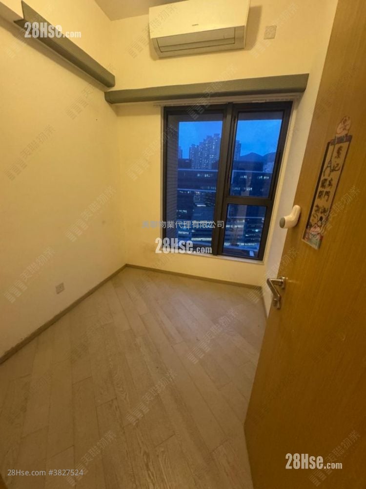 The Wings Sell 3 Bedrooms , 2 Bathrooms 735 ft²