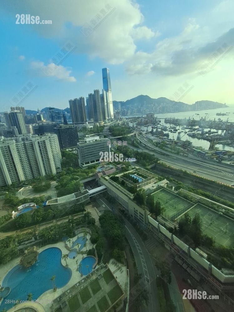 Park Avenue Sell 3 Bedrooms , 2 Bathrooms 777 ft²