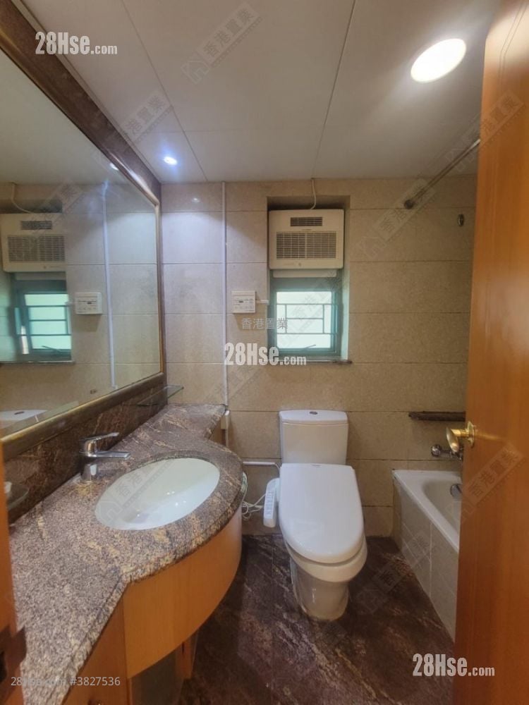 Park Avenue Sell 3 Bedrooms , 2 Bathrooms 777 ft²