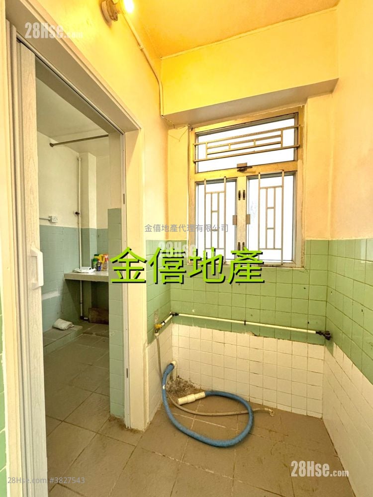 金华大厦 租盘 2 房 , 1 浴室 372 平方尺