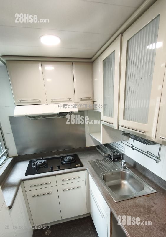 Summit Terrace Sell 2 Bedrooms , 1 Bathroom 424 ft²